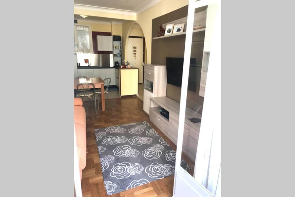 Joli 2 Pieces A 150m De La Plage Apartment Nizza